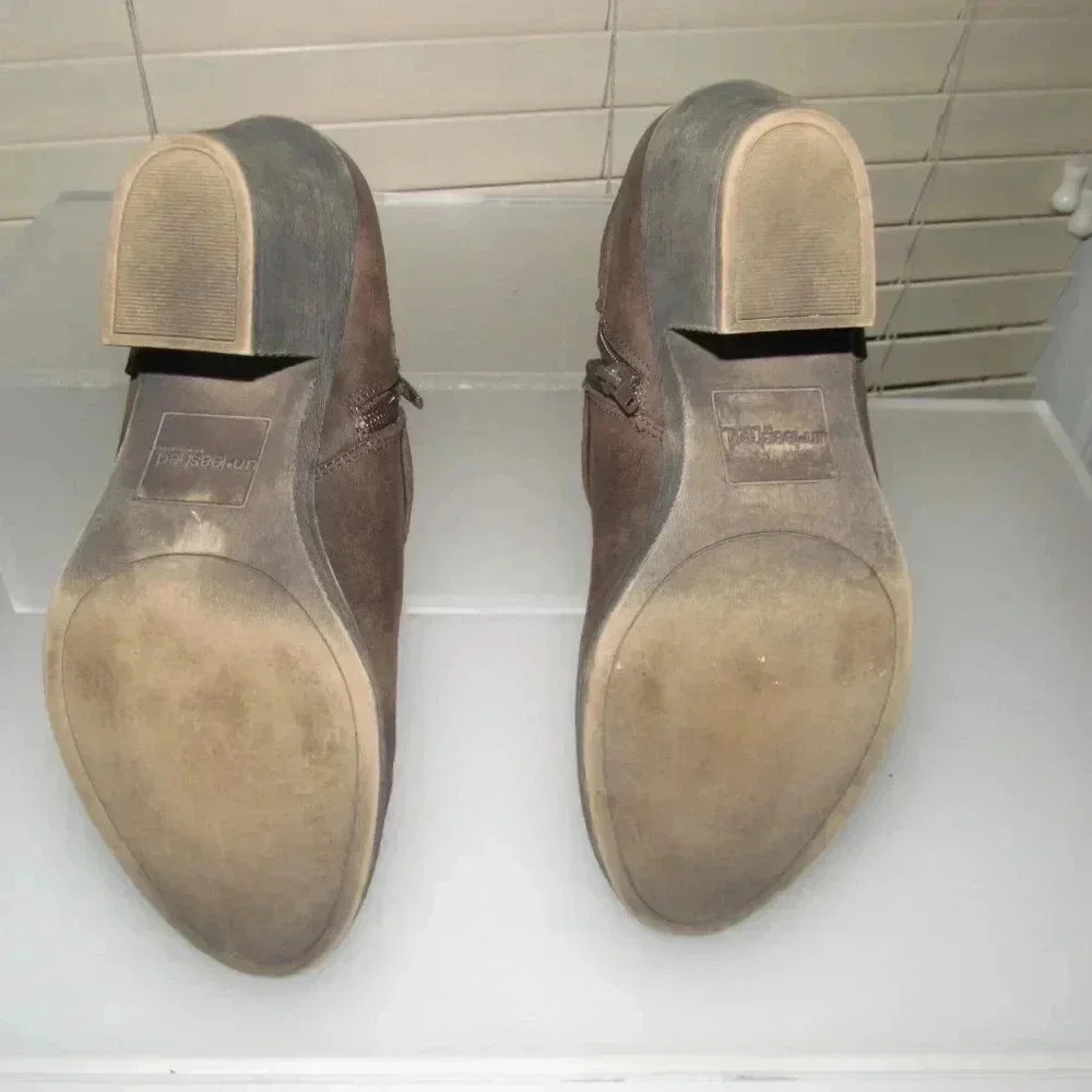 UNLEASHED by ROCKET DOG Sarina Brown Ankle Booties Boots Shoes Size 9.5M - Picture 5 of 5